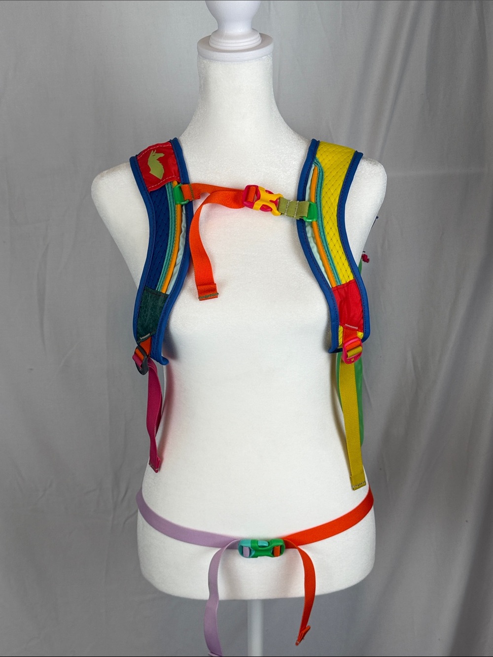 Unisex Cotopaxi Luzon Eighteen L Daypack Multiple Color Backpack EUC - Picture 2 of 16